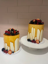 Load image into Gallery viewer, BERRY-LICIOUS DRIP CAKE