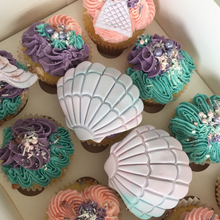 Load image into Gallery viewer, Mermaid cupcakes geelong, birthday cupcakes Geelong, Poppy Jane Cakes Geelong

