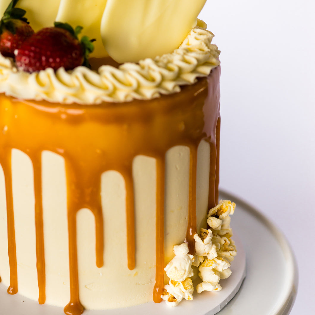 Custom cakes Geelong, birthday cakes, wedding cakes, occasion cakes, fondant cakes, Poppy Jane Cakes Geelong